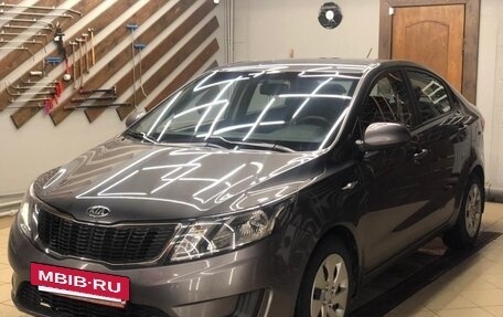 KIA Rio III рестайлинг, 2014 год, 895 000 рублей, 3 фотография