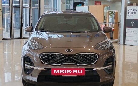 KIA Sportage IV рестайлинг, 2019 год, 2 320 000 рублей, 2 фотография