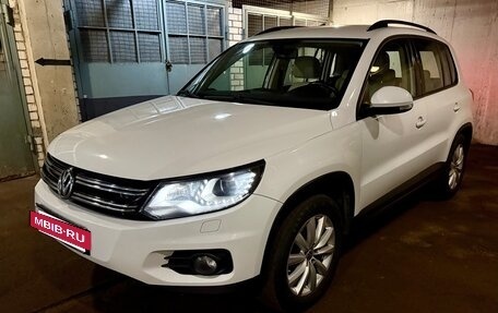 Volkswagen Tiguan I, 2015 год, 1 600 000 рублей, 2 фотография