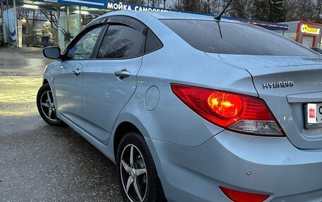 Hyundai Solaris II рестайлинг, 2012 год, 780 000 рублей, 5 фотография