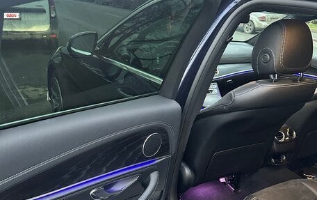 Mercedes-Benz E-Класс, 2021 год, 3 700 000 рублей, 8 фотография