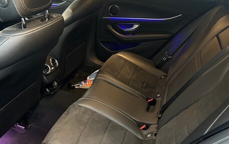 Mercedes-Benz E-Класс, 2021 год, 3 700 000 рублей, 7 фотография