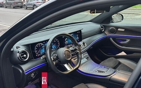 Mercedes-Benz E-Класс, 2021 год, 3 700 000 рублей, 5 фотография