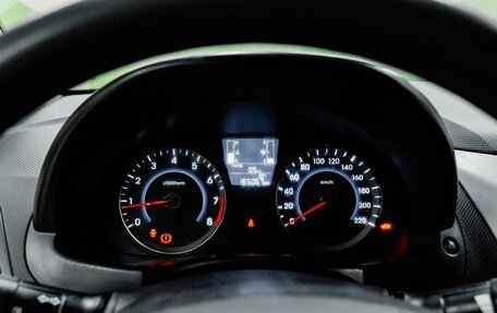 Hyundai Solaris II рестайлинг, 2016 год, 900 000 рублей, 15 фотография