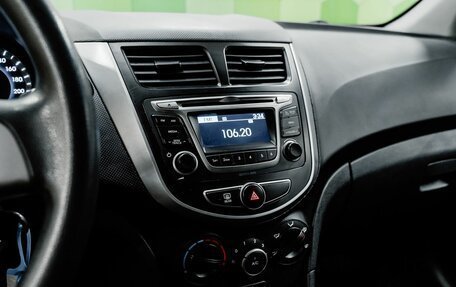 Hyundai Solaris II рестайлинг, 2016 год, 900 000 рублей, 16 фотография