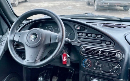 Chevrolet Niva I рестайлинг, 2019 год, 795 000 рублей, 10 фотография