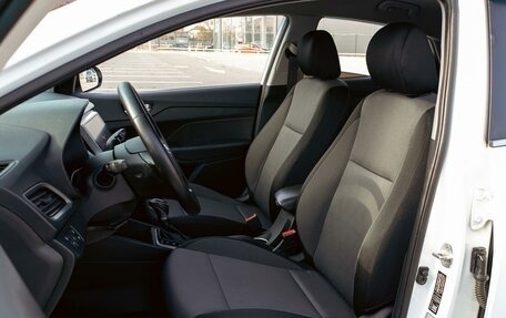 Hyundai Solaris II рестайлинг, 2020 год, 1 355 000 рублей, 11 фотография