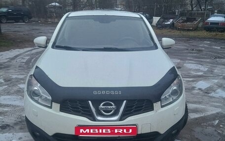 Nissan Qashqai, 2010 год, 580 000 рублей, 2 фотография