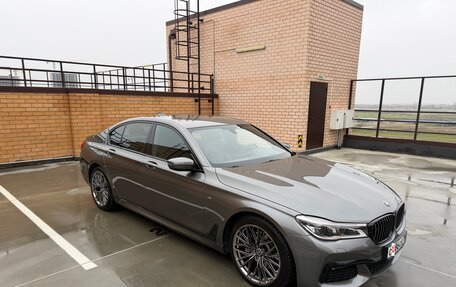 BMW 7 серия, 2018 год, 4 900 000 рублей, 13 фотография