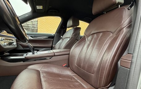 BMW 7 серия, 2018 год, 4 900 000 рублей, 32 фотография