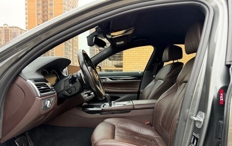 BMW 7 серия, 2018 год, 4 900 000 рублей, 28 фотография