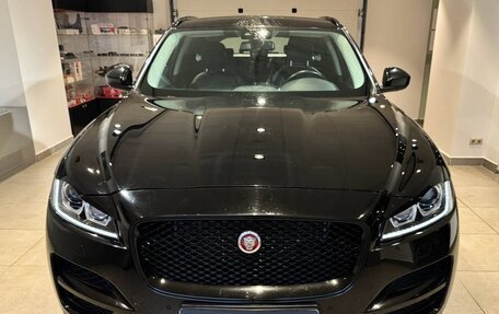 Jaguar F-Pace, 2018 год, 3 300 000 рублей, 2 фотография