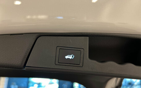 Toyota RAV4, 2025 год, 4 350 000 рублей, 19 фотография