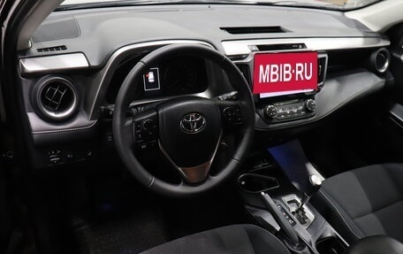 Toyota RAV4, 2017 год, 2 230 000 рублей, 7 фотография