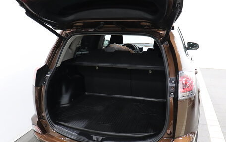 Toyota RAV4, 2017 год, 2 230 000 рублей, 16 фотография