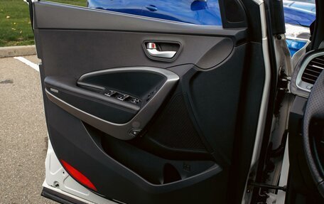 Hyundai Santa Fe III рестайлинг, 2015 год, 1 695 000 рублей, 12 фотография