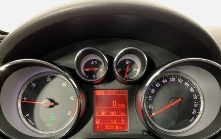 Opel Insignia II рестайлинг, 2012 год, 924 000 рублей, 11 фотография