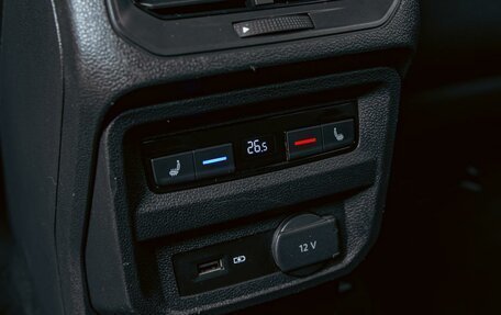 Volkswagen Tiguan II, 2019 год, 1 985 000 рублей, 16 фотография