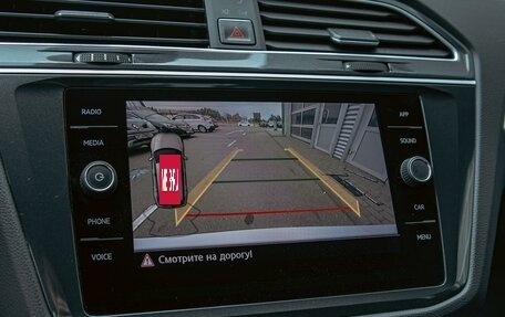 Volkswagen Tiguan II, 2019 год, 1 985 000 рублей, 14 фотография