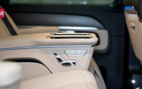 Mercedes-Benz V-Класс, 2025 год, 13 150 000 рублей, 29 фотография