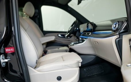 Mercedes-Benz V-Класс, 2025 год, 13 150 000 рублей, 24 фотография