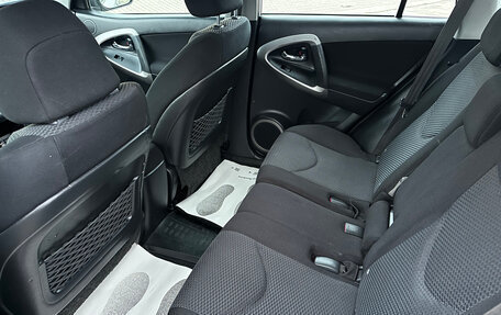 Toyota RAV4, 2008 год, 1 070 000 рублей, 12 фотография