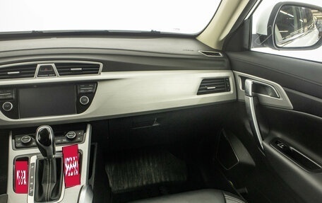 Geely Atlas I, 2019 год, 1 599 000 рублей, 17 фотография