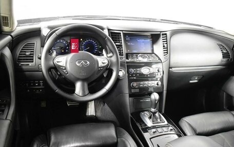 Infiniti QX70, 2015 год, 1 985 900 рублей, 6 фотография