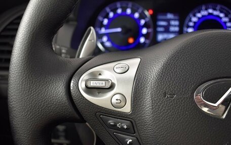 Infiniti QX70, 2015 год, 1 985 900 рублей, 16 фотография