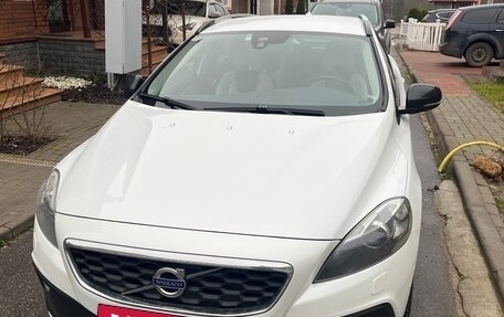 Volvo V40 Cross Country I, 2013 год, 1 000 000 рублей, 1 фотография