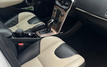 Volvo V40 Cross Country I, 2013 год, 1 000 000 рублей, 9 фотография