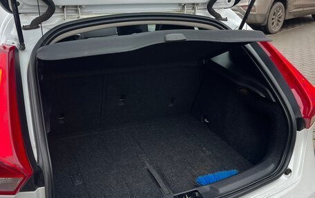 Volvo V40 Cross Country I, 2013 год, 1 000 000 рублей, 14 фотография