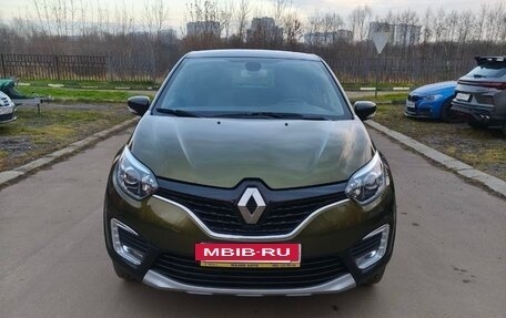 Renault Kaptur I рестайлинг, 2017 год, 1 300 000 рублей, 3 фотография