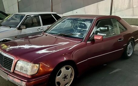 Mercedes-Benz E-Класс, 1993 год, 590 000 рублей, 4 фотография