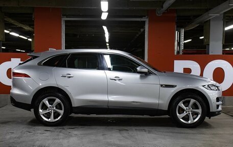 Jaguar F-Pace, 2016 год, 2 300 000 рублей, 3 фотография