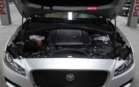 Jaguar F-Pace, 2016 год, 2 300 000 рублей, 8 фотография