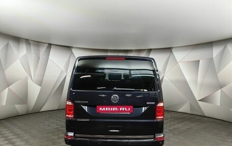 Volkswagen Multivan T6 рестайлинг, 2018 год, 3 398 000 рублей, 8 фотография