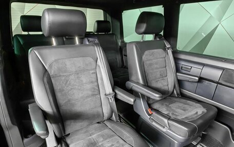 Volkswagen Multivan T6 рестайлинг, 2018 год, 3 398 000 рублей, 14 фотография