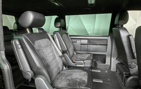 Volkswagen Multivan T6 рестайлинг, 2018 год, 3 398 000 рублей, 13 фотография