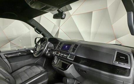 Volkswagen Multivan T6 рестайлинг, 2018 год, 3 398 000 рублей, 10 фотография