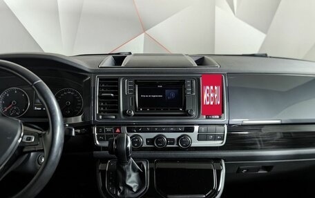 Volkswagen Multivan T6 рестайлинг, 2018 год, 3 398 000 рублей, 12 фотография