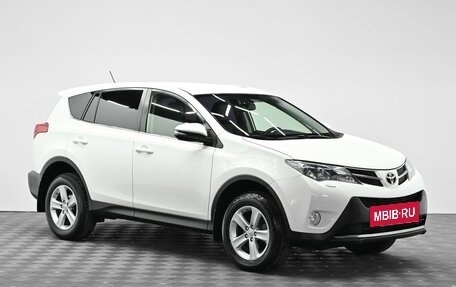 Toyota RAV4, 2015 год, 1 995 000 рублей, 3 фотография