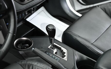 Toyota RAV4, 2015 год, 1 995 000 рублей, 13 фотография