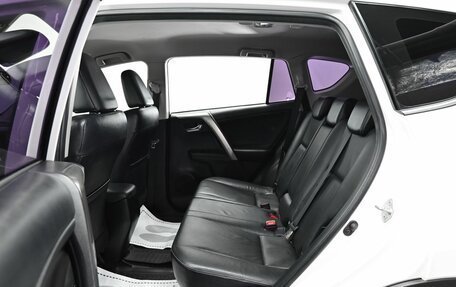 Toyota RAV4, 2015 год, 1 995 000 рублей, 17 фотография