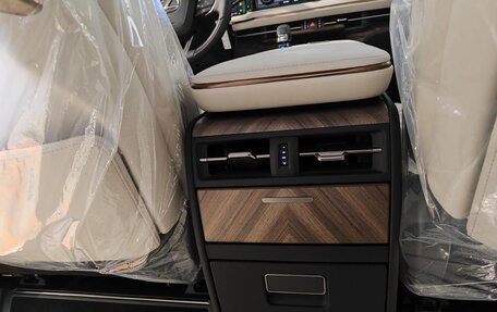 Lexus LM, 2025 год, 18 990 000 рублей, 20 фотография