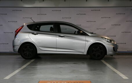 Hyundai Solaris II рестайлинг, 2013 год, 770 000 рублей, 8 фотография