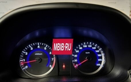 Hyundai Solaris II рестайлинг, 2013 год, 770 000 рублей, 13 фотография