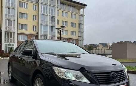 Toyota Camry, 2012 год, 1 700 000 рублей, 3 фотография