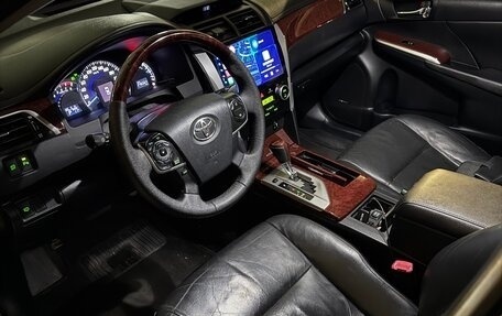 Toyota Camry, 2012 год, 1 700 000 рублей, 6 фотография