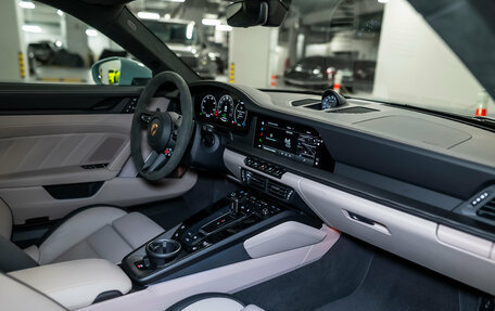 Porsche 911, 2025 год, 32 990 000 рублей, 30 фотография